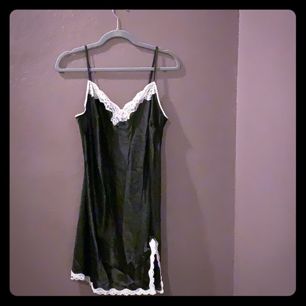 NEVER WORN Victoria’s Secret Slip Night Gown